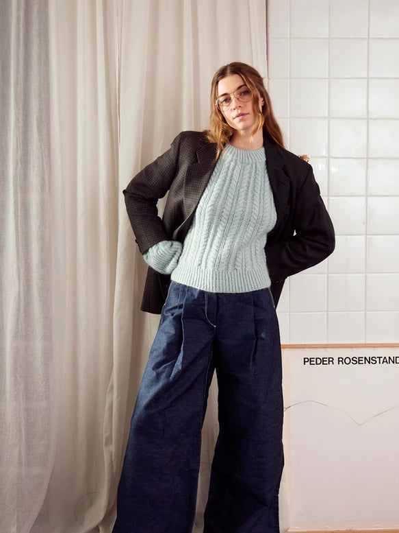 Kaja sweater / DIY 2403 / No.10 / Single Pattern by Sandnes Garn