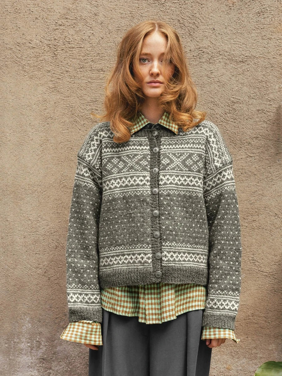 Setesdal Women's Cardigan / Norwegian Icons Adult 2510 / No. 6 / Single Pattern by Sandnes Garn