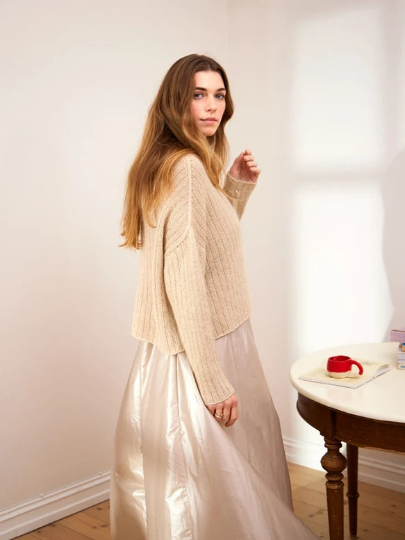 Hilda Sweater / DIY Collection 2403 / No. 4 / Single Pattern by Sandnes Garn