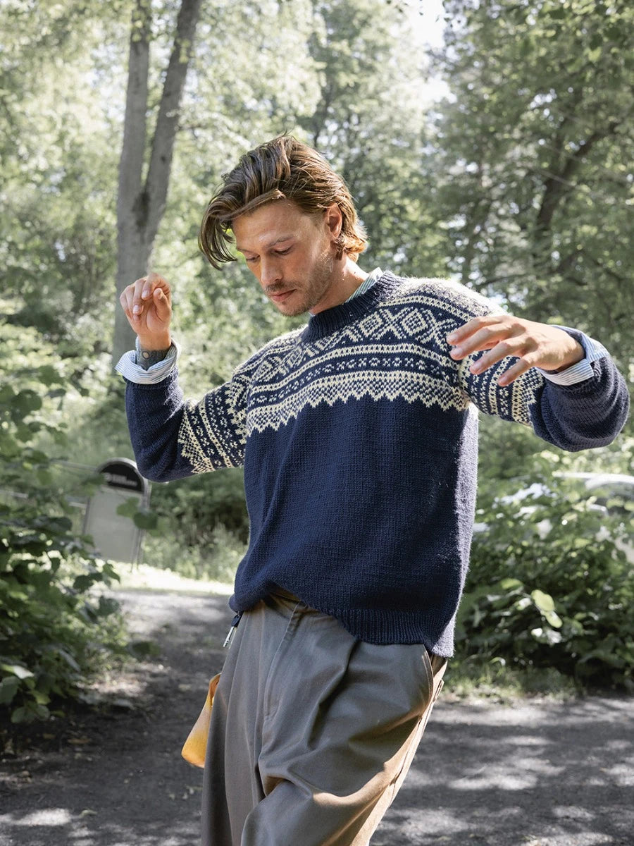 Marius Sweater for Men / Norwegian Icons Collection 2410 / No. 3 / Single Pattern by Sandnes Garn