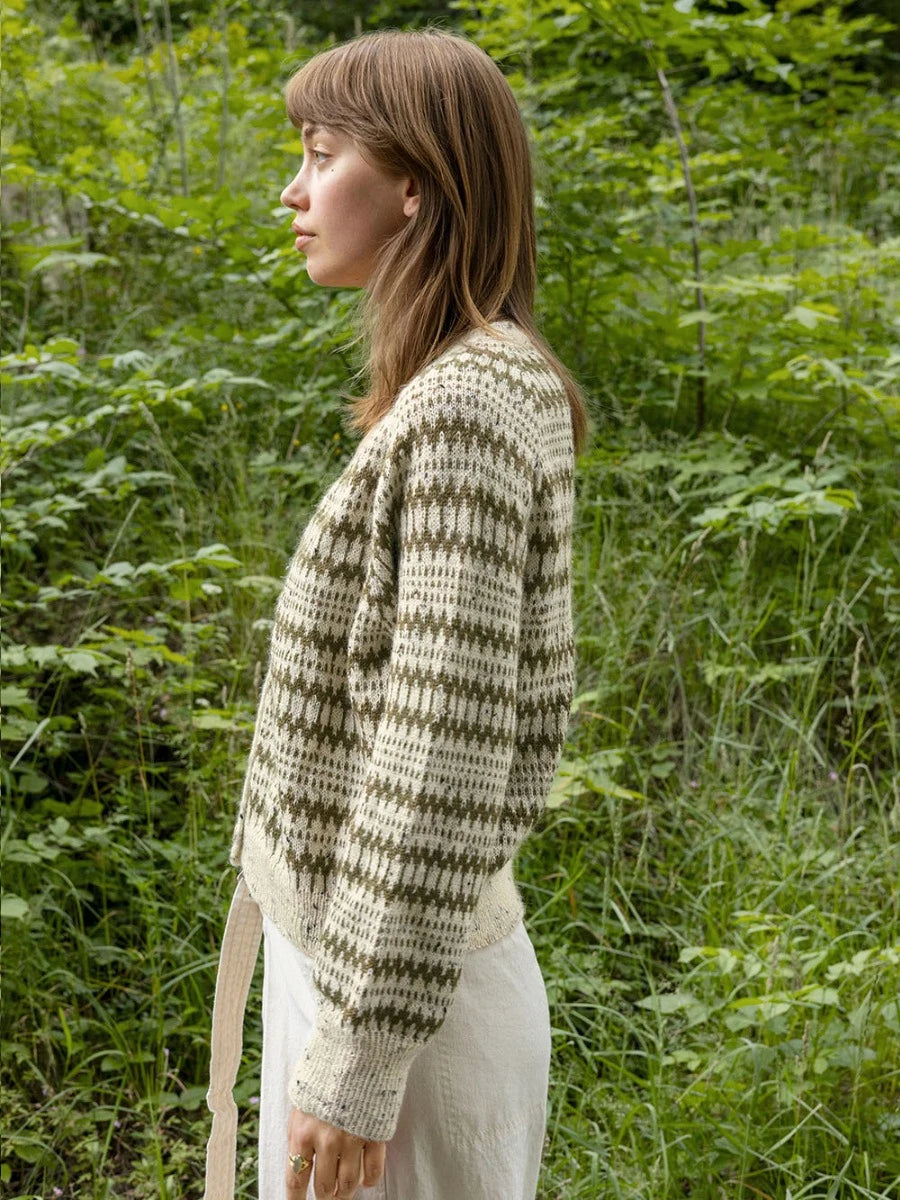 Kleiva Cardigan / Norwegian Icons Collection 2410 / No. 8 / Single Pattern by Sandnes Garn