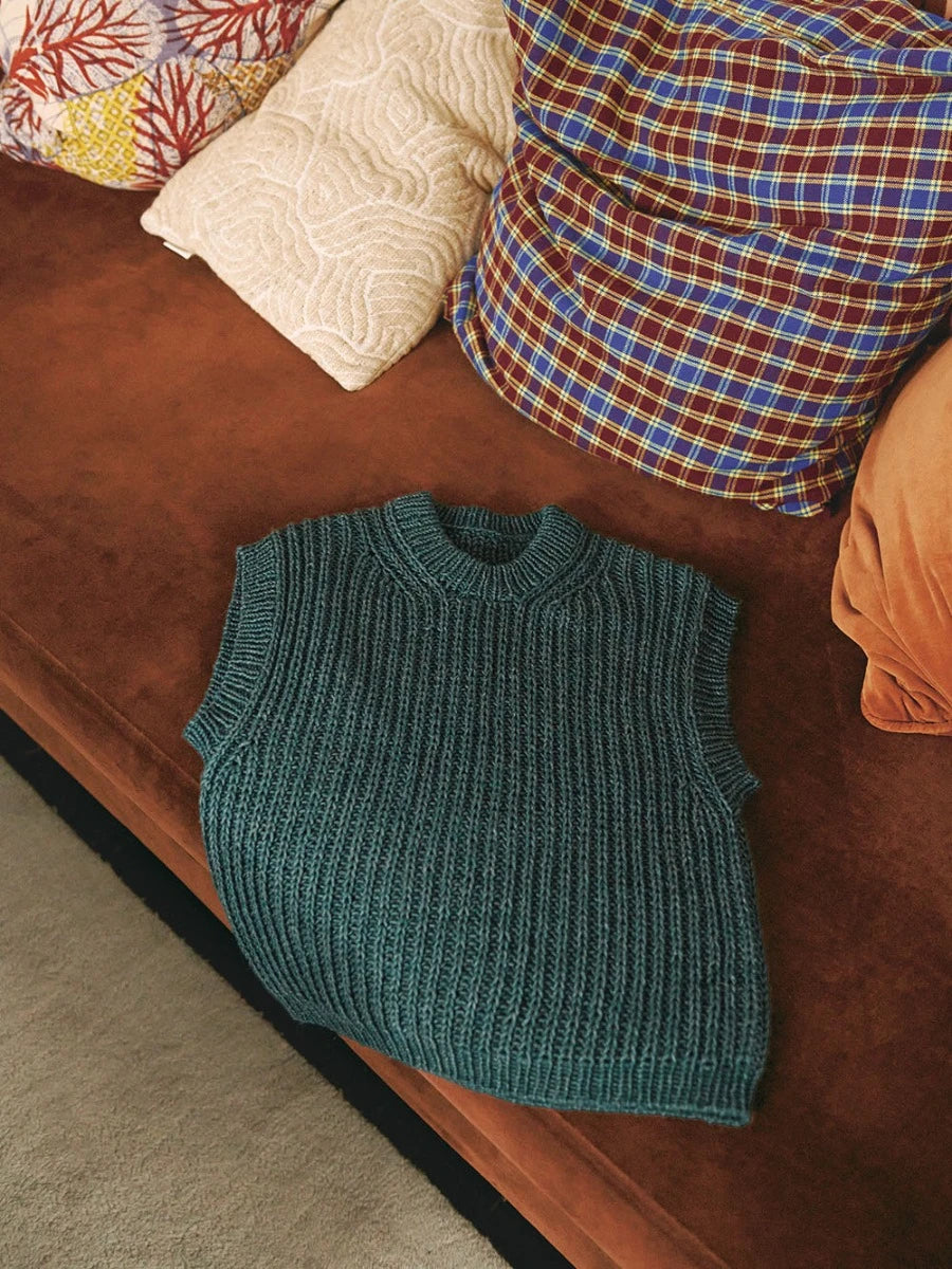 Loui Slipover Junior / 2601 Soft Knits for Kids / No. 4 / Single Pattern by Sandnes Garn - Must be purchased Sandnes Garn Yarn