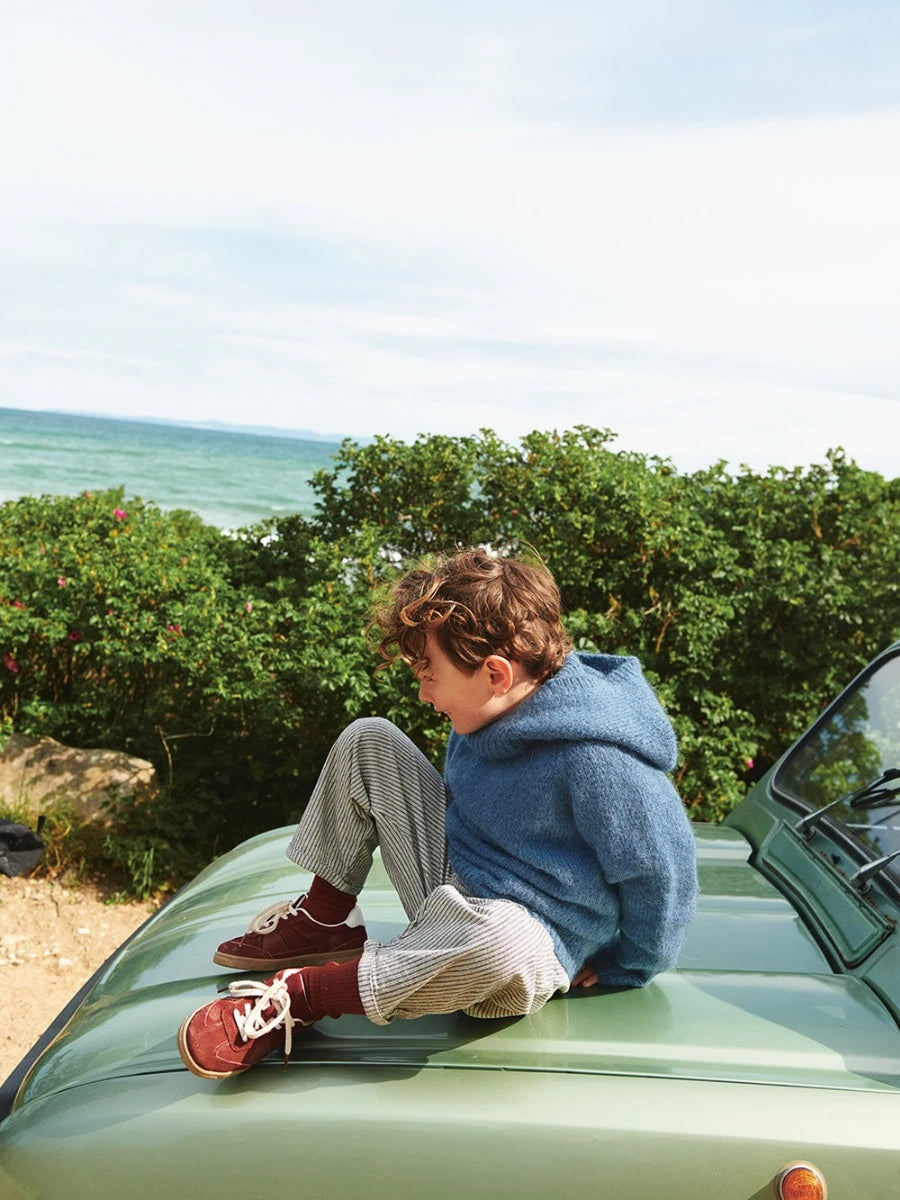 Tiro Sweater Junior / 2506 Soft Knits for Kids / No.4 / Single Pattern by Sandnes Garn