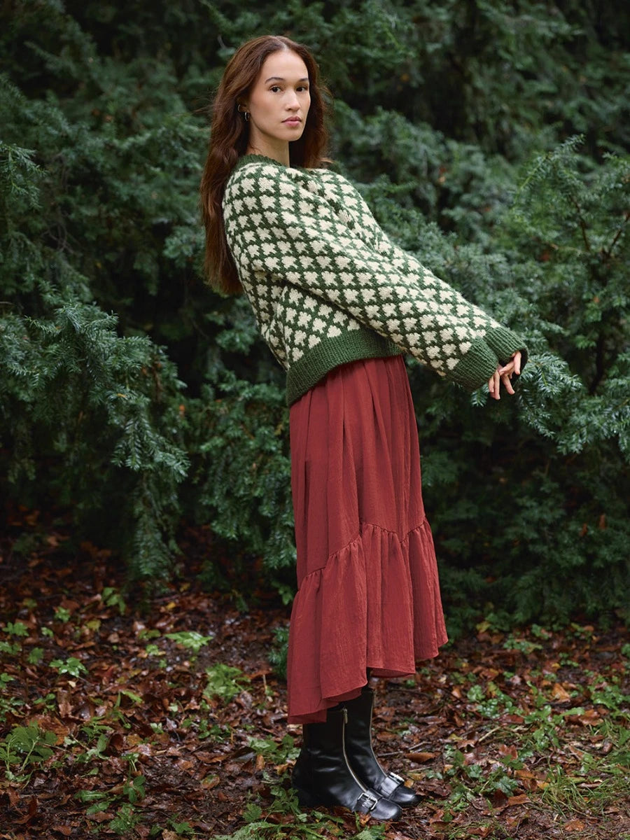 Christmas Tree Sweater / Collection 2511 / No. 2 / Single Pattern by Sandnes Garn