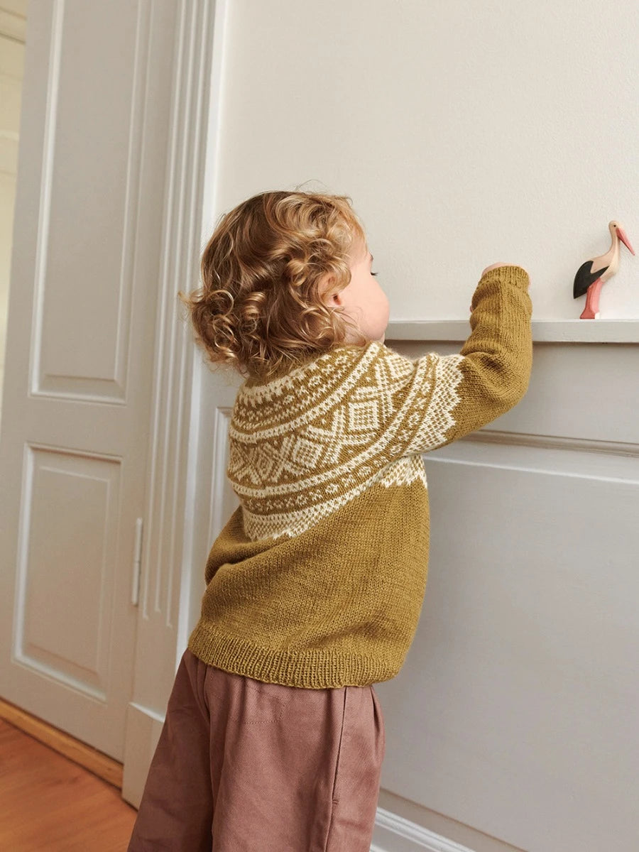 Marius Baby / Norwegian icons baby 2512 / No. 2 / Single Pattern by Sandnes Garn