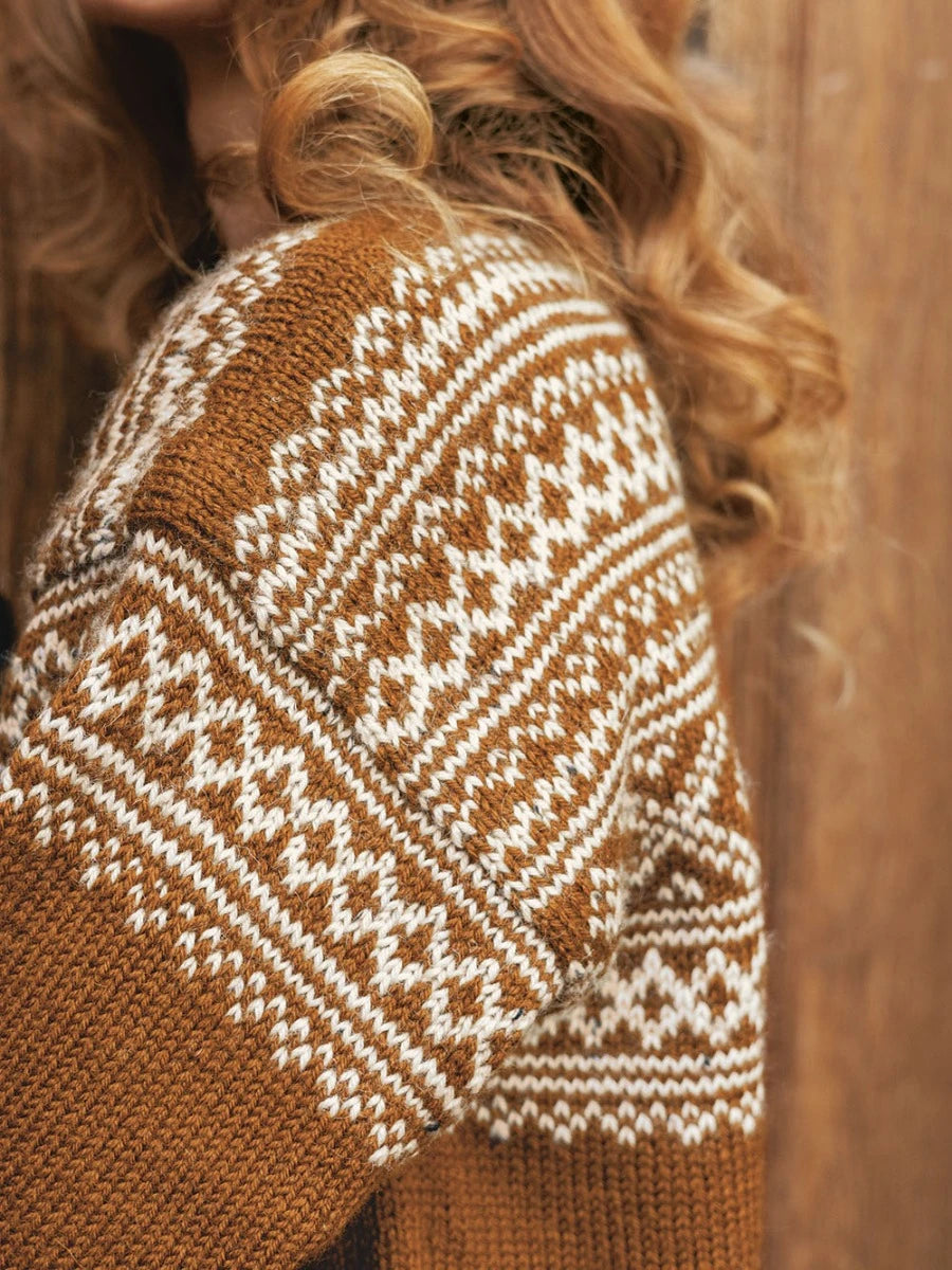 Setesdal Women's Cardigan / Norwegian Icons Adult 2510 / No. 6 / Single Pattern by Sandnes Garn