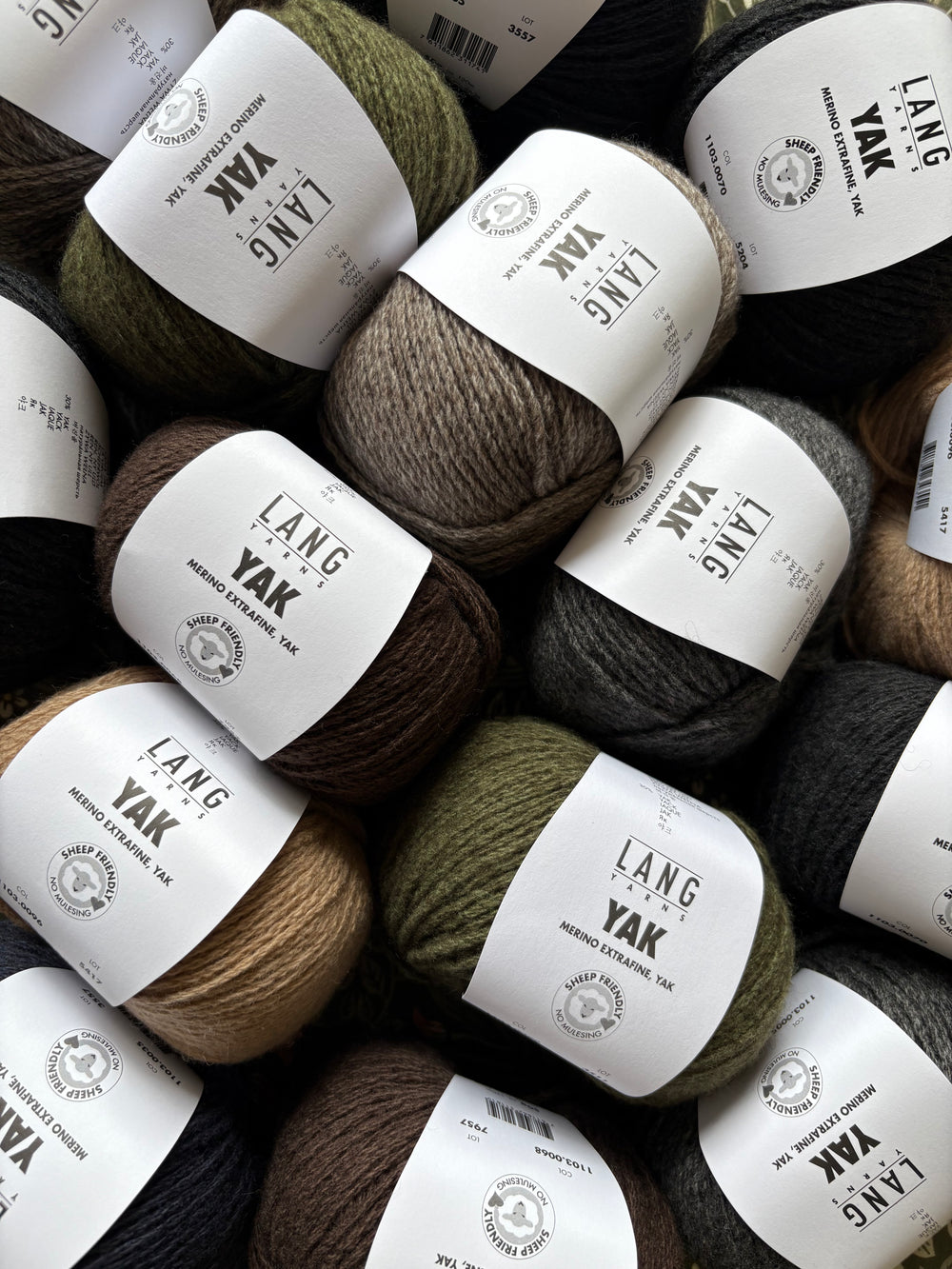LANG Yarns Yak