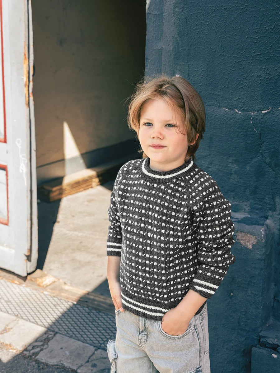 Islender Junior / Norwegian Icons Junior 2509 / No. 3 / Single Pattern by Sandnes Garn