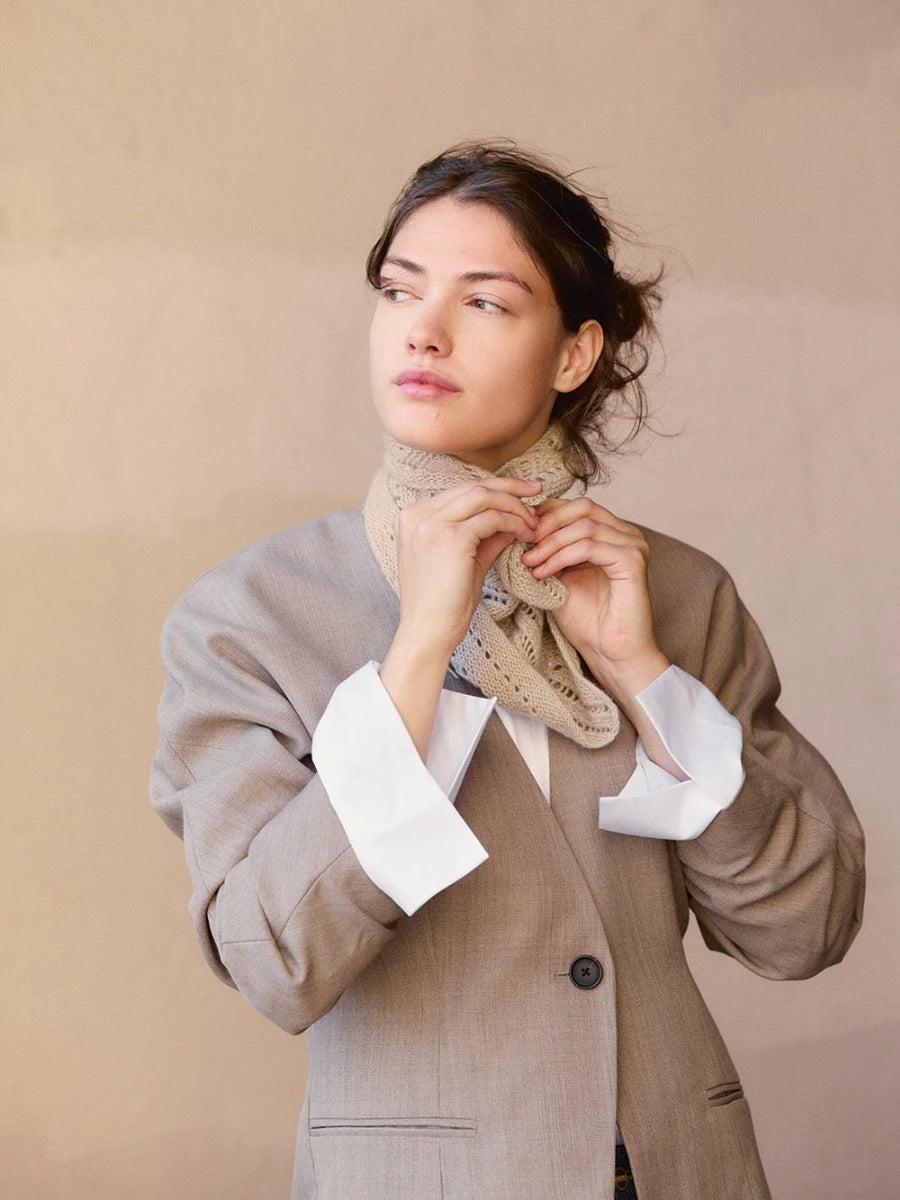 Petra Scarf / Cashmere 2508 / No. 1 / Single Pattern by Sandnes Garn