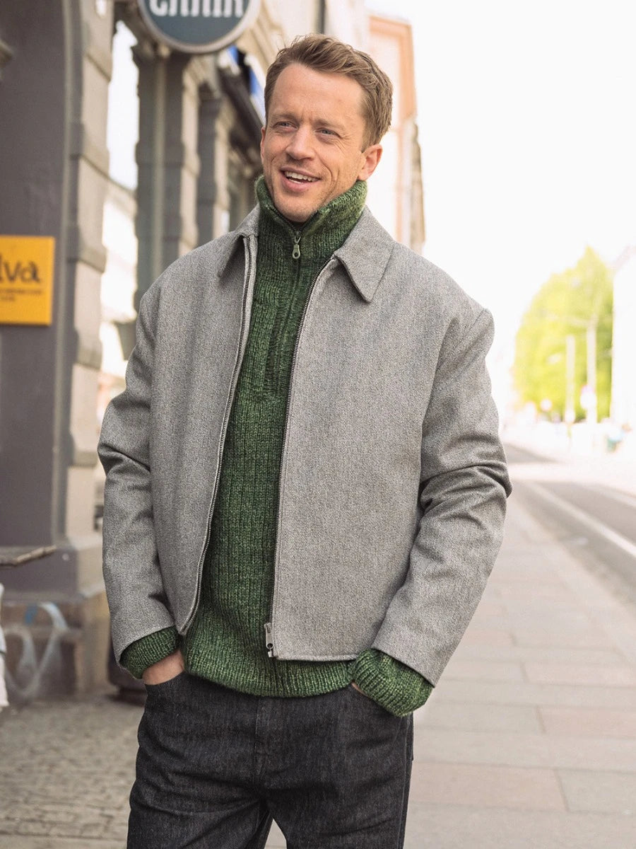 Tarjei sweater / Tarjei Bø 25_4 / Single Pattern by Sandnes Garn